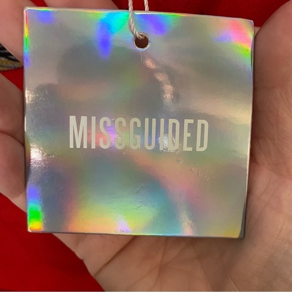 NWT Missguided Red Floral Off Shoulder Romper Jumpsuit Size 2 - Picture 5 of 7